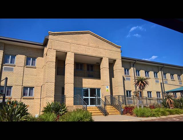 4,740M² OFFICE TO LET IN MEADOWDALE